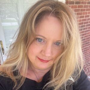 Meet your Posher, Robin